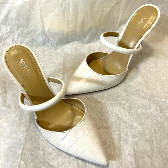 Michael Kors leather White Pointed stiletto Heels. - Picture 3 of 8